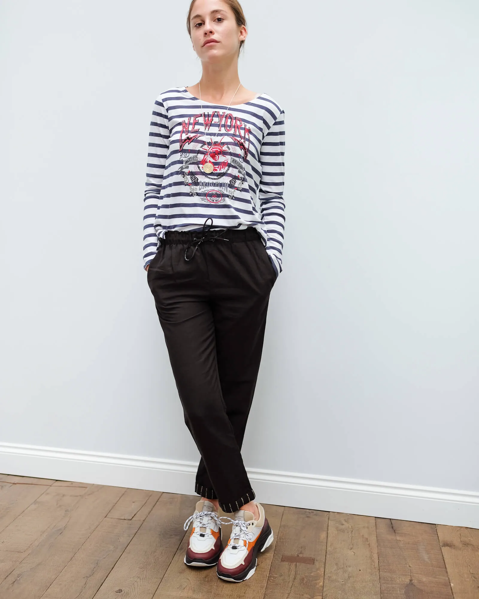 AB 150592 Club nomade pants in black