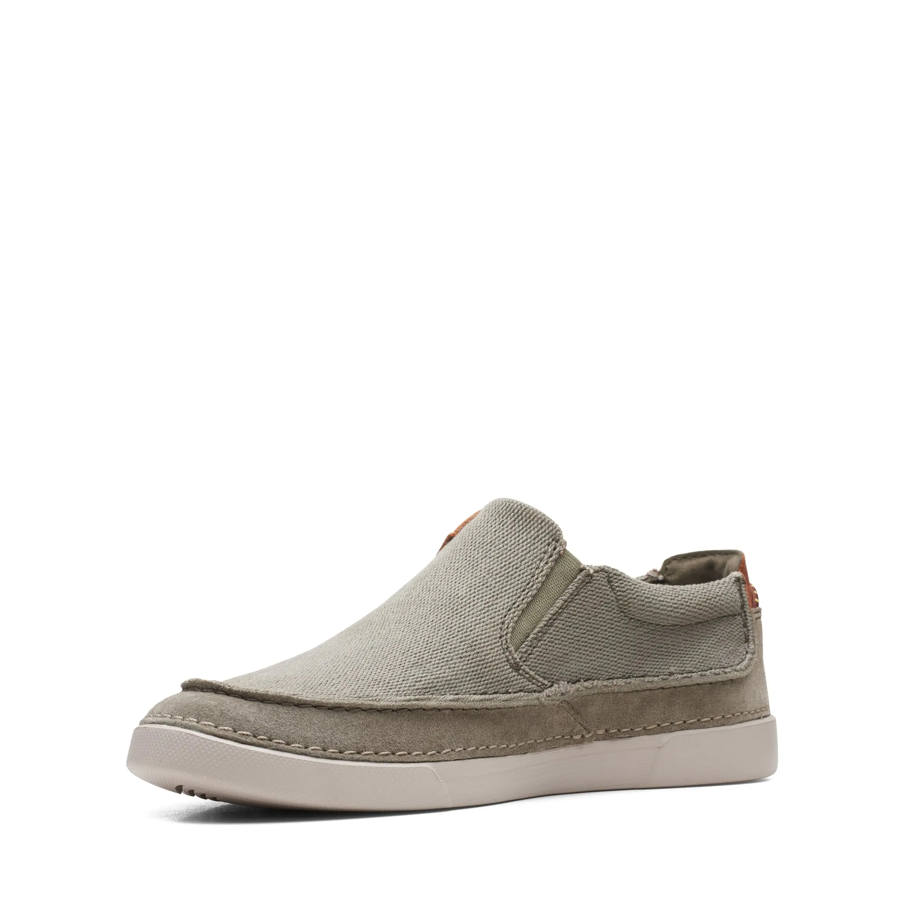 Clarks Gereld Step – Effortless Comfort in a Stylish Slip-On