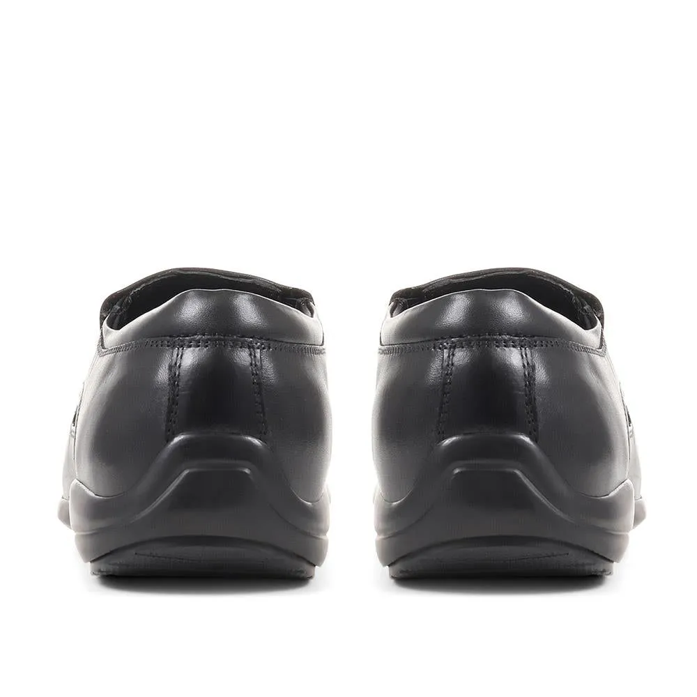 Leather Slip On Shoes - THEST36001 / 323 284