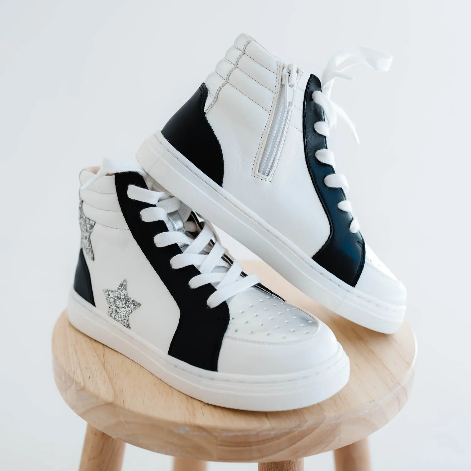 Miss Hannah Sneaker in Black & White - Kids from Yosi Samra